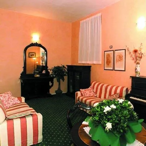 Hotel Arizona Floransa
