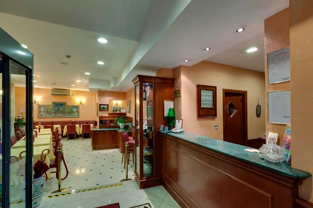 Hotel Arizona Floransa