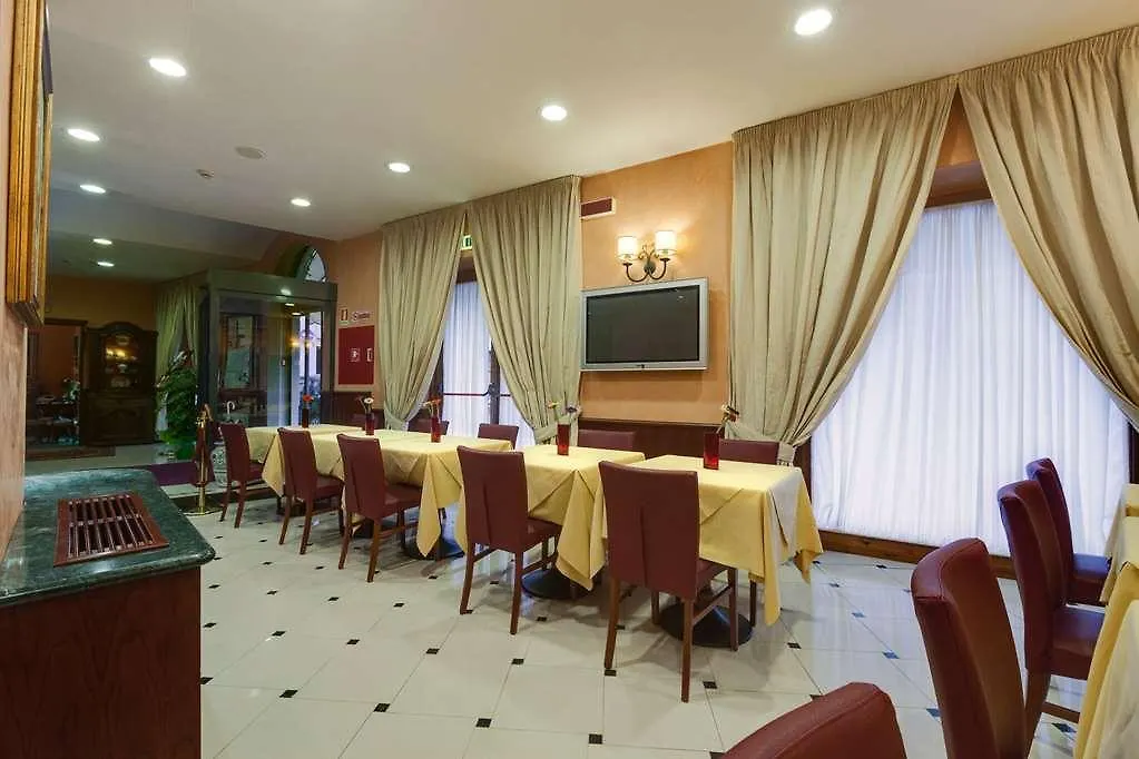 ***  Hotel Arizona Floransa İtalya